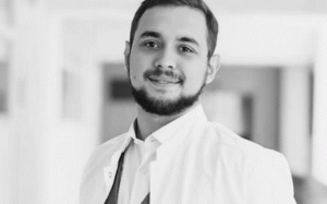 俄羅斯攻擊醫院、輸血中心 25歲烏克蘭醫師首日上班遭俄軍襲擊身亡