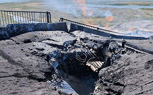 烏軍連轟2橋又炸軍艦! 專家 : 烏要收復克里米亞 先消滅俄黑海艦隊