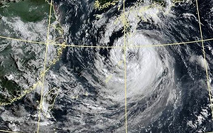 長命颱「卡努」持續影響！鄭明典揭原因網驚：一個可抵3個