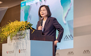 蔡英文：7年來台股最高漲幅超過9千點 