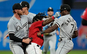 (影)大聯盟「拳上」兩人都被禁賽