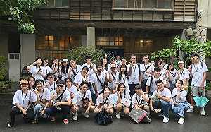 國際夏令營深入高雄  8國大學生走讀人文軌跡、永續發展