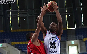 韓國隊首戰勝對手　Maxwell砍26分