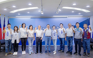 王金平邀侯友宜與小雞早餐會 齊喊凍蒜展團結氣勢    