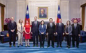 蔡英文：台灣半導體需與民主國家合作 確保全球供應鏈安全 