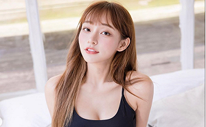 林襄大尺度「男友視角」趴床照曝光！網驚：馬傑森拍的？