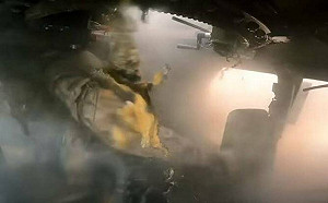 (影)美國退役士兵助烏克蘭作戰 乘悍馬遭俄軍砲擊命中震撼畫面曝光!