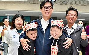 黃珊珊酸高雄前瞻拿最多還淹水 陳其邁：虛心接受各界批評