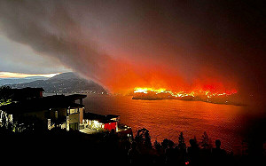 (影) 加拿大野火延燒面積相當於 4 個台灣 ! 3.5 萬人將被緊急撤離