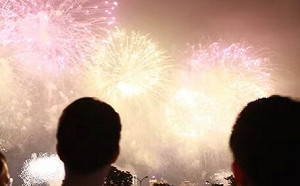 大稻埕煙火秀落幕！蔣萬安邀明年見 當地居民不堪其擾盼｢少放幾次｣