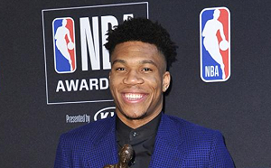 退役後去中東打球　字母哥笑稱願意