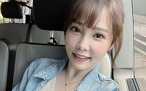 女兒第一次用湯匙「飯全黏頭上」 咪妃苦笑：當髮蠟了？