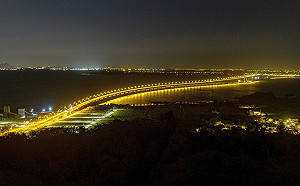 成功促進大小金門觀光！王國材：金門大橋通車9個月達近百萬車流