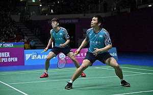 麟洋配戰勝日本組合　闖男單16強