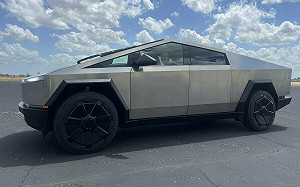 Cybertruck要來了！馬斯克試駕滿意：這是我們做過最好的產品