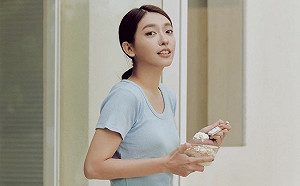 劉芒人設翻車狂掉10萬粉！新片「全關濾鏡」真實樣貌曝光