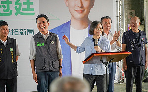 看好陳冠廷 蔡英文：跟我一樣都是做事的人！ 