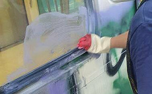 捷運車廂外部遭塗鴉！北捷：擬聯手中捷、高捷求償