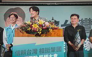 率黨公職力挺 賴清德稱讚江肇國是「真心實做」優質立委