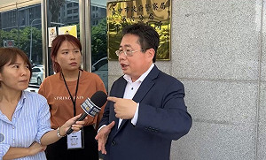 矢板明夫台中遭揮拳攻擊 警鎖定特定人士追緝