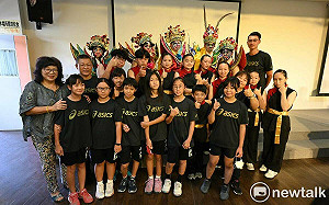 贊助軟網小將出國參賽和藝文團隊 葉澤山稱許強友會「台南好夥伴」