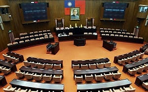 立院新會聚焦大選 藍綠黨團攻防牽動選戰