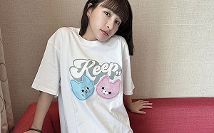 峮峮大曬逆天長腿！神模仿「它」 網嗨：吃可愛長大的