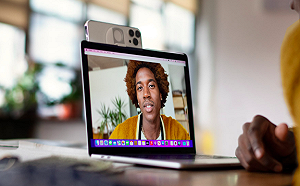 搶攻教育市場！傳蘋果明年將打造更平價MacBook 