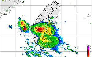 低氣壓帶來暴雨！專家點名「這處」恐淹水：時雨量已破百