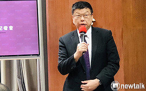 揭董座加薪又申請記大功? 台鐵產工提四大過失批:更該記過