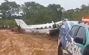 巴西亞馬遜州小型飛機墜毀 機上14人全數罹難