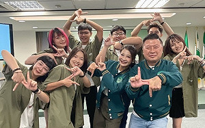 (影)創黨37周年蔡賴同台 民進黨邀民眾9/24一起「挺台灣 Stand up !」