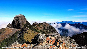 無視大雨強登山  淡江大學15人登山隊受困