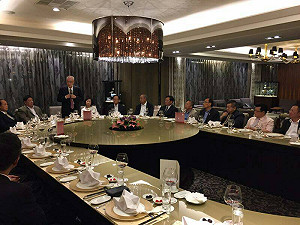 傳傅崐萁入黨 　吳敦義：歡迎失聯黨員回娘家