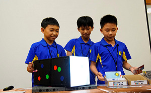 小小科學家齊聚一堂！連評審都按捺不住想體驗