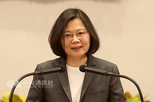 多溝通少出國  總統下達行政團隊出國禁令