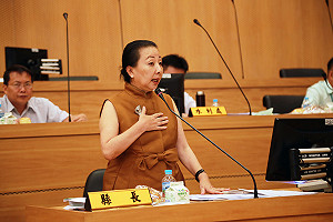 張花冠再籲:必須調整行政區劃 平衡城鄉發展