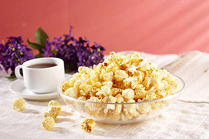 網購人氣爆米花出包 原料過期7個月照賣