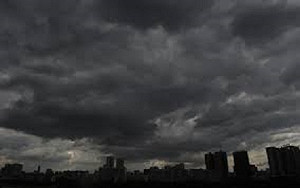 對流旺盛　大台北、南投、花蓮及各地山區大雨特報