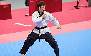 亞運跆拳道品勢  馬允中摘銀：拚盡全力沒遺憾