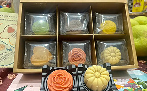 中秋送舅舅月餅！禮盒「經濟循環」回他手上