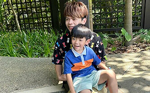 蔡桃貴化身「空中飛人」0恐懼！蔡阿嘎甘拜下風：太勇敢了