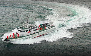 太超過！中國鐵殼船越界捕魚 還衝撞台灣海巡艇