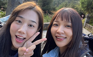 金針菇、林瑄「第一座百岳」登玉山！攻頂成功嗨喊：好不真實