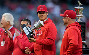 讚大谷超越棒球之神　獲美媒年度最佳球員獎