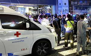 (影)泰國曼谷百貨驚傳槍響「中國人1死1傷」14歲嫌：有人要我開槍