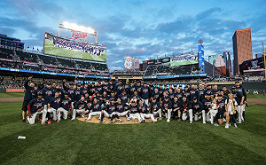 (影)雙城橫掃藍鳥闖美聯分區賽