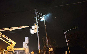 小犬強風挾鹽塵！雲林累計近5萬戶停電 尚有2854戶待復電