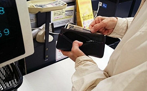 台人買東西「1習慣」超可愛！日本YTR狂讚