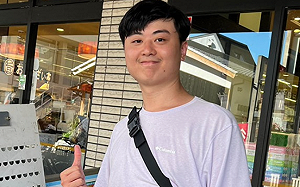 龜狗看美女泳裝「直噴鼻血」！網笑：太頂了控制不住